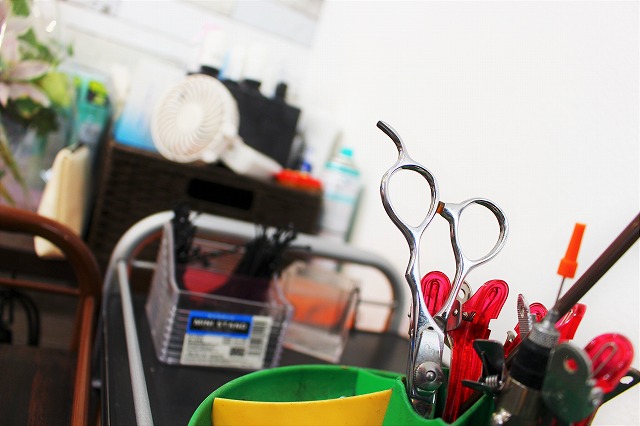 ハサミなど 鹿児島市樋之口町 hair make RARA ヘアメイクララ